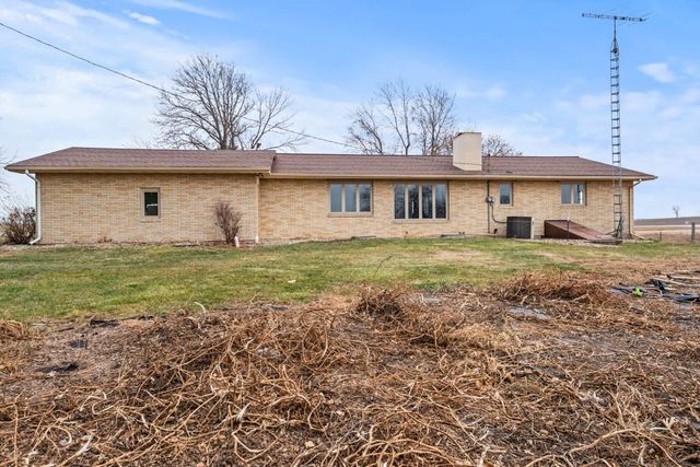 2109 + 2111 Marshalltown Boulevard, Marshalltown, IA 50158