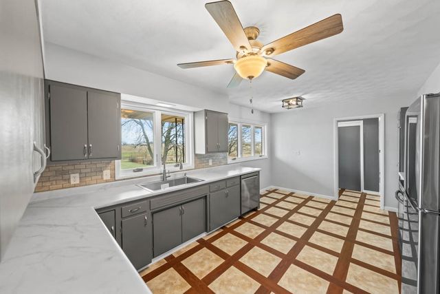 2109 + 2111 Marshalltown Boulevard, Marshalltown, IA 50158