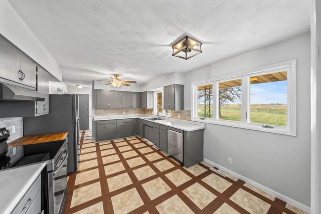 2109 + 2111 Marshalltown Boulevard, Marshalltown, IA 50158