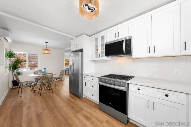 1225 S Citrus Ave, Escondido, CA 92027