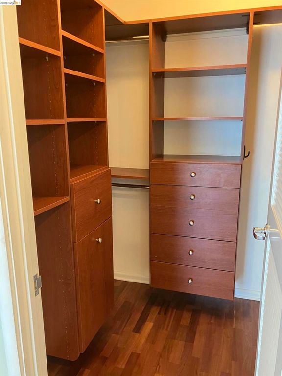 Image 14 of property listing at 403 Main St 801N, San Francisco, CA 94105