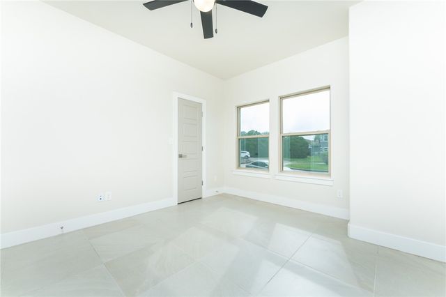 7026 Adcote Dr, Corpus Christi, TX 78413