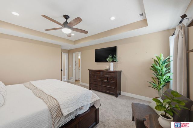 8225 S 97th Street, Lincoln, NE 68526