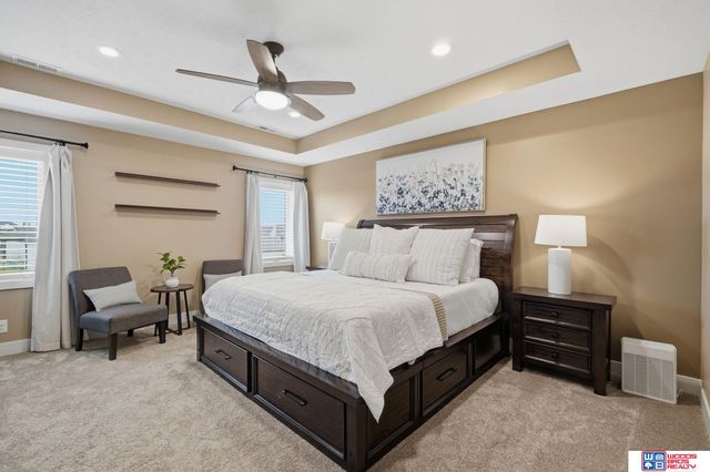 8225 S 97th Street, Lincoln, NE 68526
