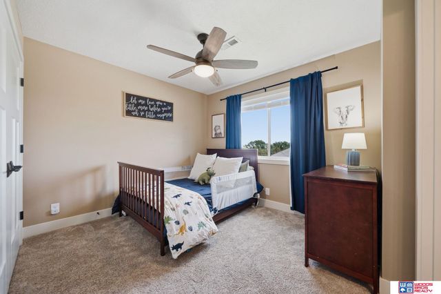 8225 S 97th Street, Lincoln, NE 68526