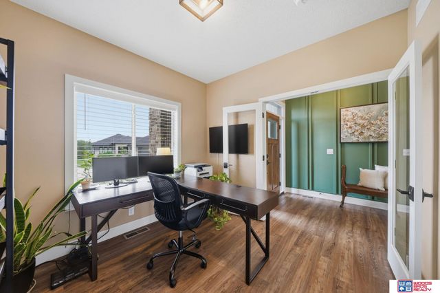 8225 S 97th Street, Lincoln, NE 68526