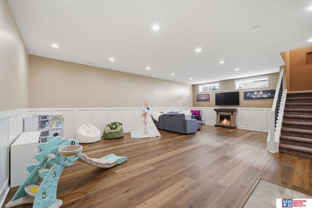 8225 S 97th Street, Lincoln, NE 68526
