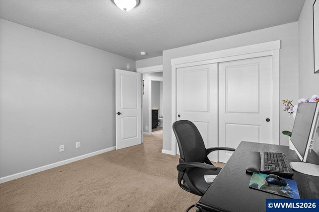 910 Grant St, Mt Angel, OR 97362