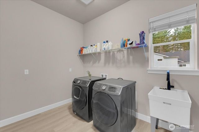 10229 135th Avenue NE, Lake Stevens, WA 98258