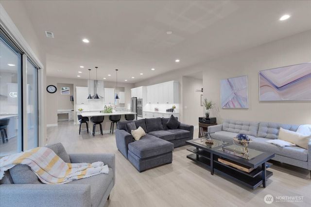 10229 135th Avenue NE, Lake Stevens, WA 98258