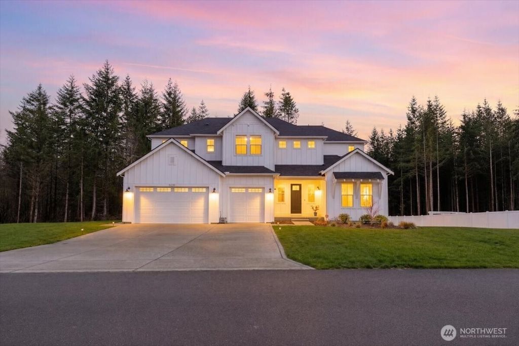 10229 135th Avenue NE, Lake Stevens, WA 98258