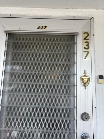237 NORTHAMPTON L, West Palm Beach, FL 33417