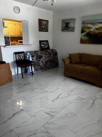 237 NORTHAMPTON L, West Palm Beach, FL 33417