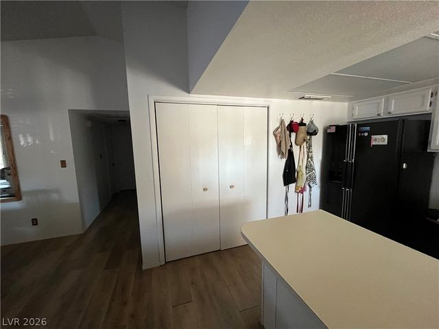 6412 Pearcrest Road, Las Vegas, NV 89108