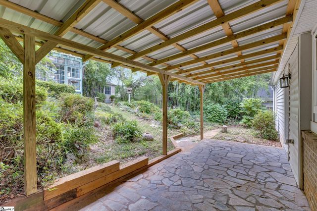 14 Dixie Avenue, Greenville, SC 29607