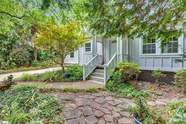 14 Dixie Avenue, Greenville, SC 29607