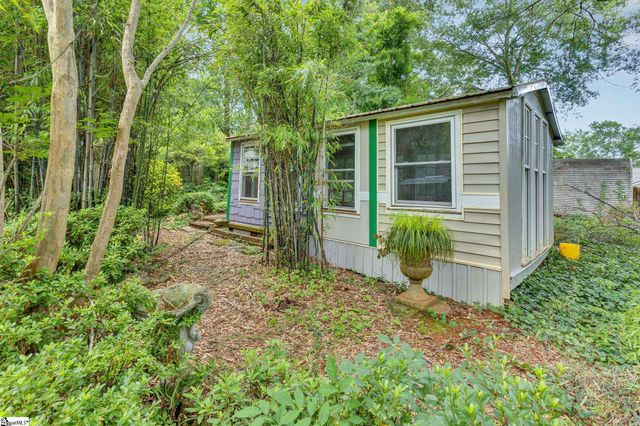 14 Dixie Avenue, Greenville, SC 29607