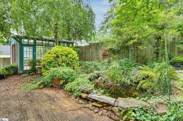 14 Dixie Avenue, Greenville, SC 29607