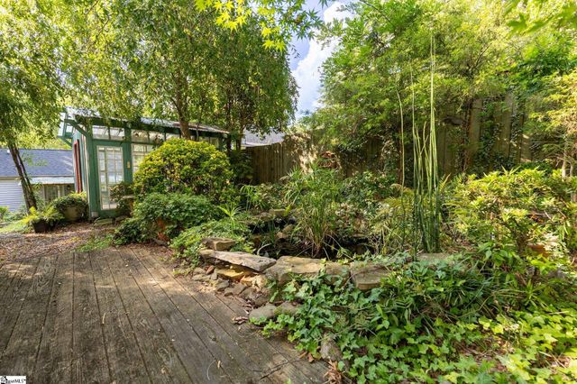 14 Dixie Avenue, Greenville, SC 29607