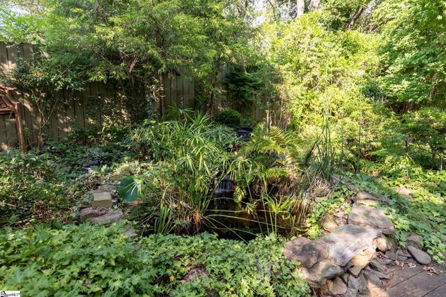 14 Dixie Avenue, Greenville, SC 29607