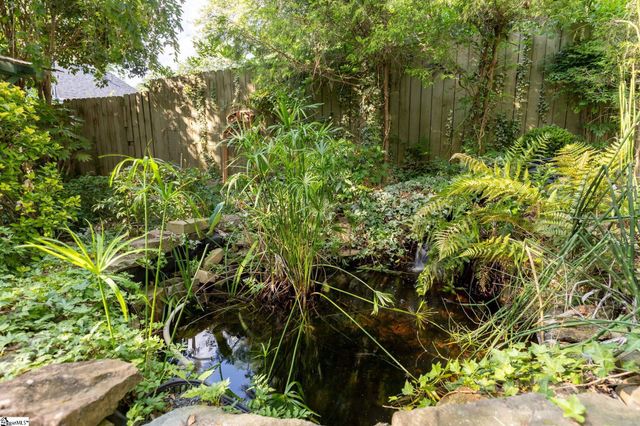 14 Dixie Avenue, Greenville, SC 29607