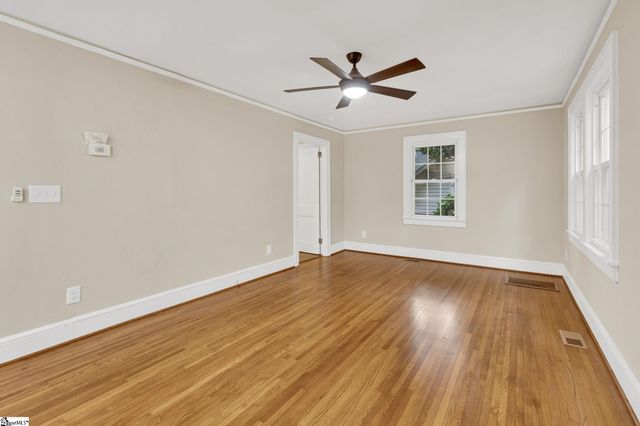 14 Dixie Avenue, Greenville, SC 29607