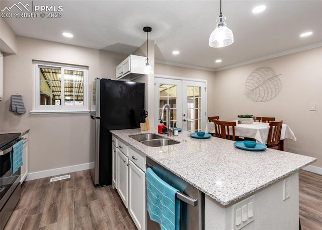 2068 Fernwood Drive, Colorado Springs, CO 80910