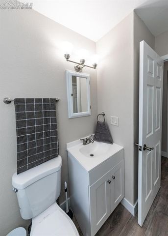 2068 Fernwood Drive, Colorado Springs, CO 80910