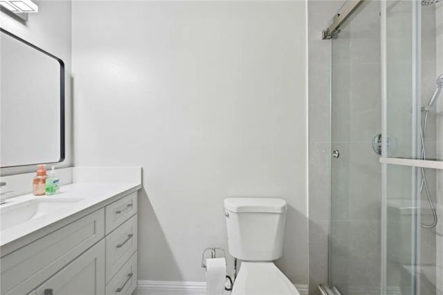 2011 W Katella 2, Anaheim, CA 92804