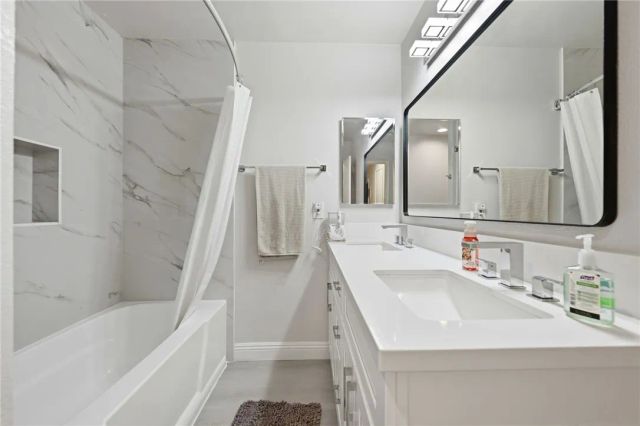 2011 W Katella 2, Anaheim, CA 92804