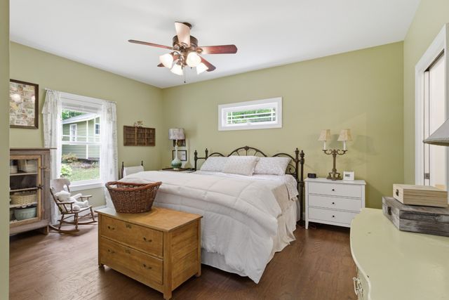 9588 Vaught Rd, Readyville, TN 37149