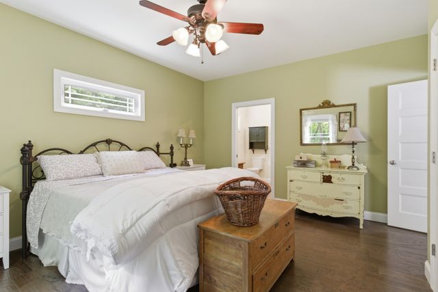 9588 Vaught Rd, Readyville, TN 37149