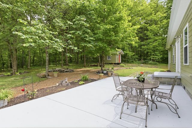 9588 Vaught Rd, Readyville, TN 37149