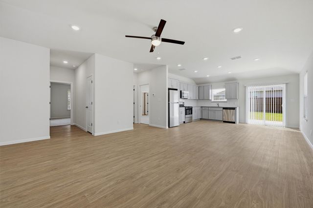 1819 Boxwood Drive, Sherman, TX 75092