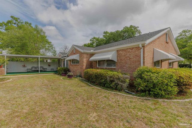 302 Wegner Ave, Cantonment, FL 32533