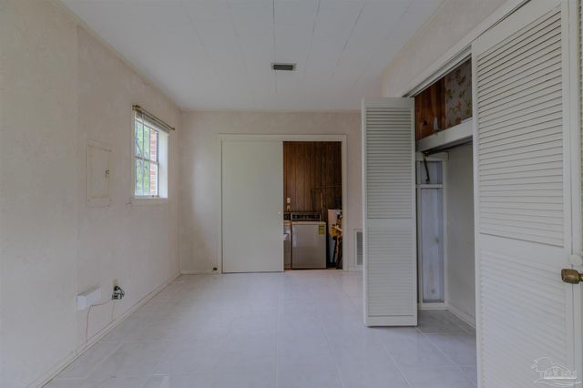 302 Wegner Ave, Cantonment, FL 32533