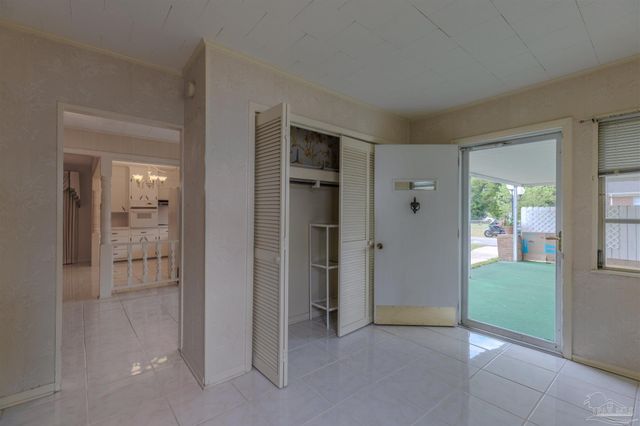 302 Wegner Ave, Cantonment, FL 32533