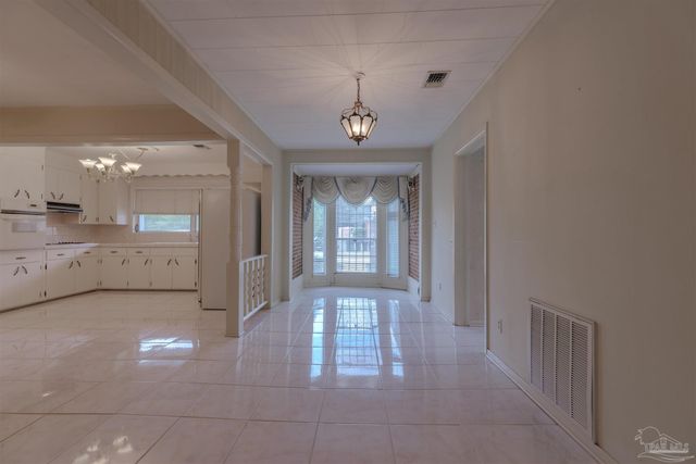 302 Wegner Ave, Cantonment, FL 32533