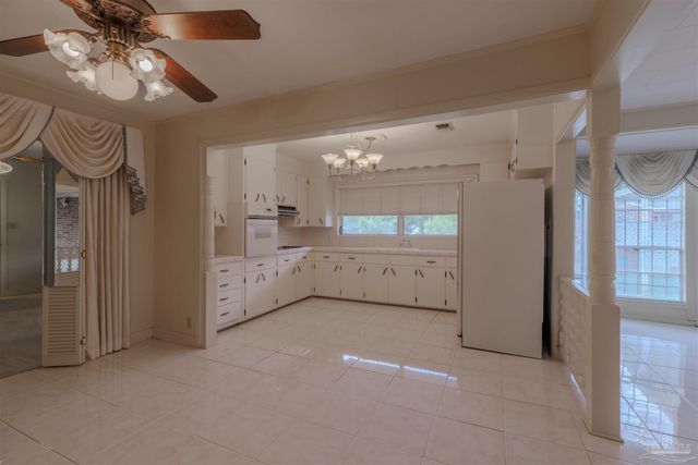 302 Wegner Ave, Cantonment, FL 32533