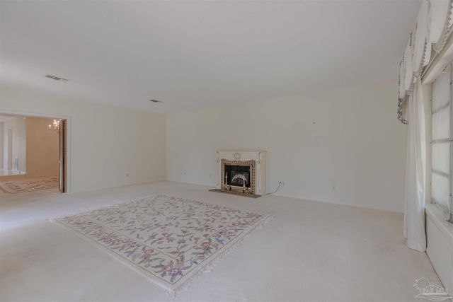 302 Wegner Ave, Cantonment, FL 32533