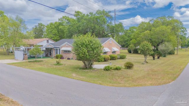 302 Wegner Ave, Cantonment, FL 32533