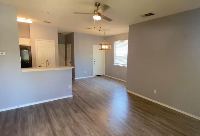 14013 Harris Ridge BLVD B, Pflugerville, TX 78660