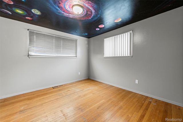 31015 Mackenzie Drive, Westland, MI 48185