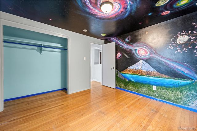 31015 Mackenzie Drive, Westland, MI 48185