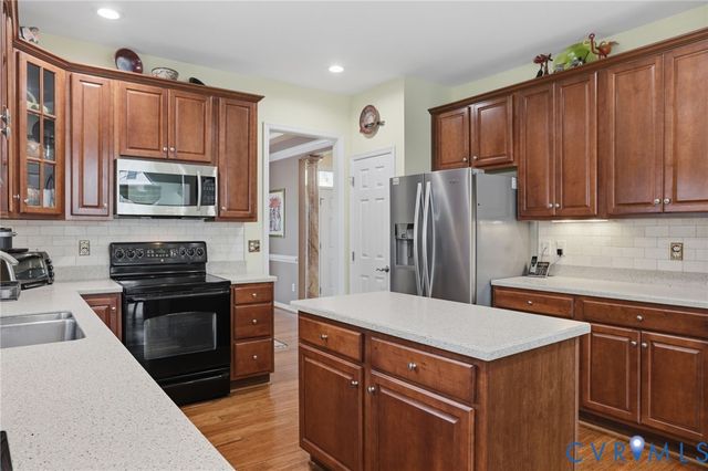 10302 Buchmill Dr, Glen Allen, VA 23060