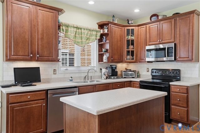 10302 Buchmill Dr, Glen Allen, VA 23060