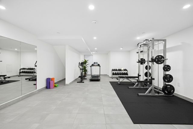 952A GREENE Avenue, New York City, NY 11221