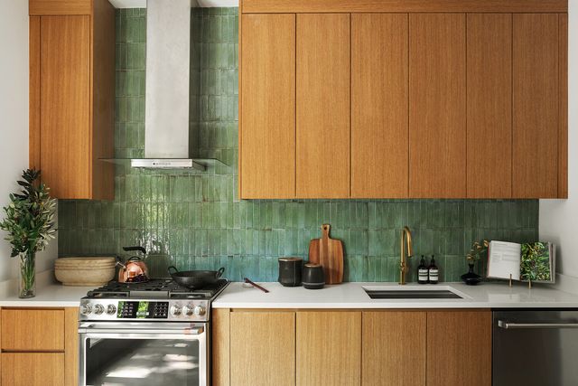 952A GREENE Avenue, New York City, NY 11221