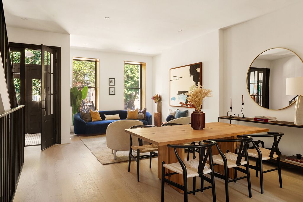 952A GREENE Avenue, New York City, NY 11221