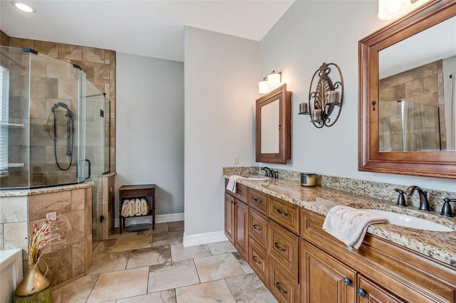 450 VALLEY STREAM DRIVE, Geneva, FL 32732